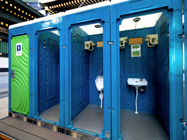 Portable Toilet Options We Offer in Fannett, TX